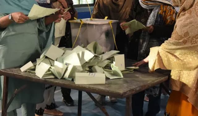 Vote-count-AJK-election-Mirpur Vote-count-AJK-election-Mirpur