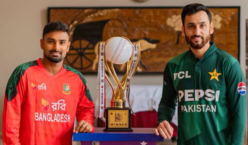 Trophy for Bangladesh-Pakistan T20I series unveiled (Courtesy: Online) Trophy for Bangladesh-Pakistan T20I series unveiled (Courtesy: Online)
