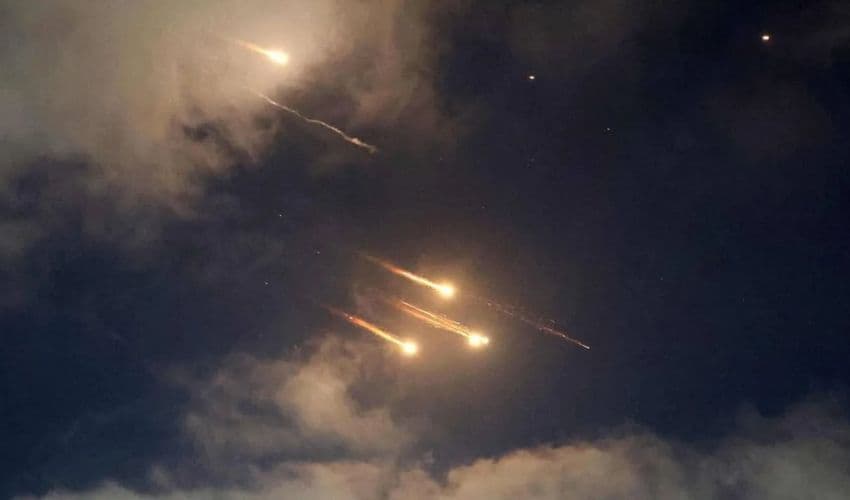 Interceptions of Iranian ballistic missiles seen in northern Israel, June 14, 2025 Interceptions of Iranian ballistic missiles seen in northern Israel, June 14, 2025