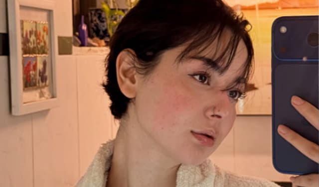 Hania Aamir's advice to fans backfires after viral rickshaw video Hania Aamir's advice to fans backfires after viral rickshaw video
