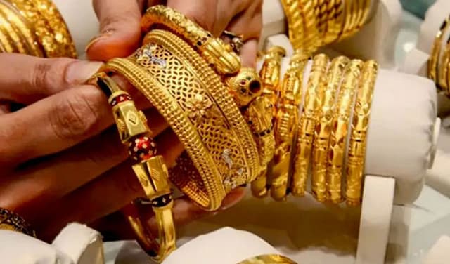 Latest-gold-rates-Pakistan Latest-gold-rates-Pakistan