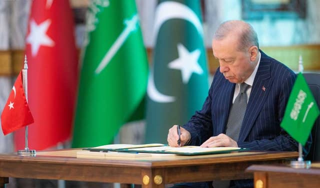 Defence pact aims to strengthen regional peace, security: Erdogan Defence pact aims to strengthen regional peace, security: Erdogan