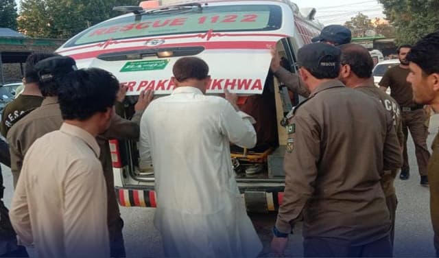 Suicide blast near Swat police station leaves 15 killed Suicide blast near Swat police station leaves 15 killed