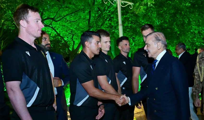 PM Shehbaz hosts South Africa and Pakistan teams for dinner (Courtesy: Online) PM Shehbaz hosts South Africa and Pakistan teams for dinner (Courtesy: Online)