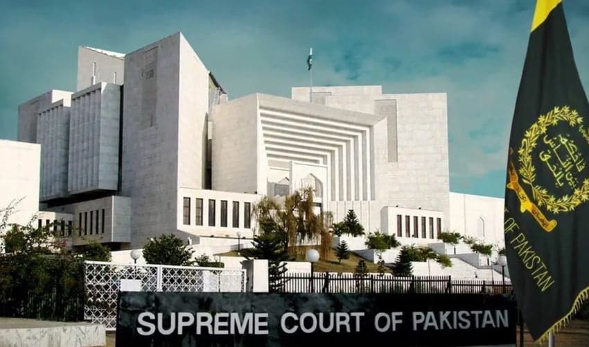 Civilians’ military trials: SC refers case to committee for formation of larger bench – File Civilians’ military trials: SC refers case to committee for formation of larger bench – File