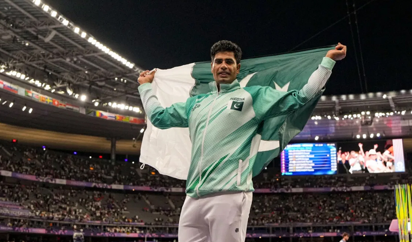 LIVE Updates Olympic Gold Medalist Arshad Nadeem Gets Heroic