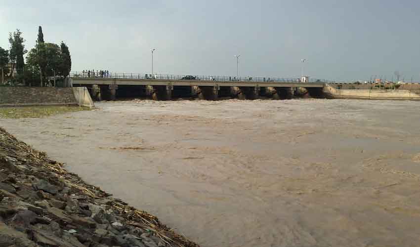 Qadirabad Headworks on Chenab River at risk of collapse
