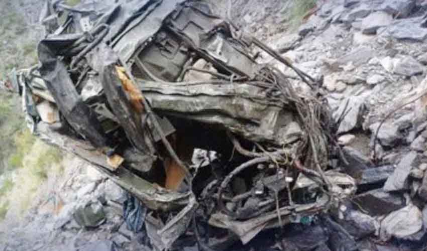 3 Indian soldiers killed as vehicle falls into gorge in held Kashmir