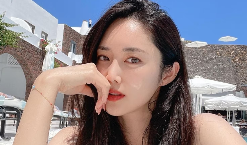 K Drama Star Jung Joo Yeon Divorces Husband After Six Months Of Marriage 7473