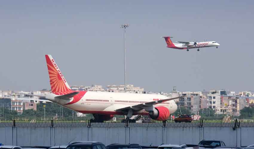 Over 200 flights delayed at Delhi airport after glitch in air traffic system