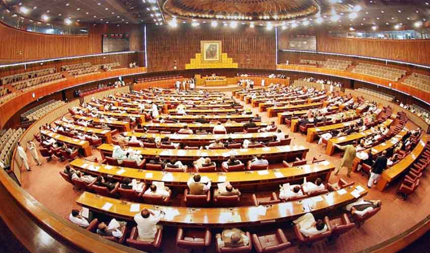 Constitutional amendments: Senate, NA to re convene today as govt struggles to convince Opp