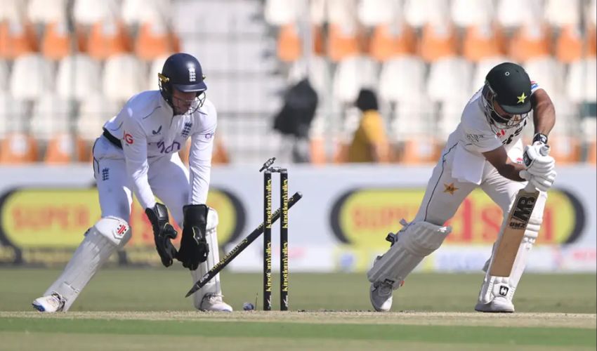 Live: Pakistan vs England 2nd Test at Multan Stadium